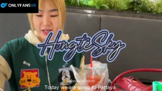 คลิปหลุดโอลี่แฟน Onlyfansvk Hongteskykub ขี่มอไซด์พาสาวเที่ยวชิวๆพากินข้าวชมวิวสวยๆ ก่อนกลับไปล่อหีรัวๆแบบไม่ยั้งที่โรงแรมเสียวๆ