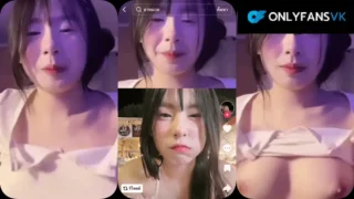 คลิปหลุดvk Onlyfans คอลเสียววัยรุ่นไทยสุดน่ารักตั้งกล้องคอลเสียวกับผู้ชาย เปิดโชว์นมใหญ่ขาวสวย โดนแอบอัดคลิปมาปล่อย