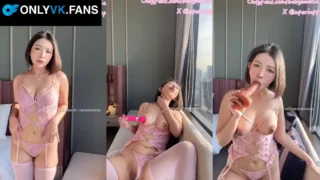 คลิปหลุด onlyfan vk คลิปหลุด Onlyfans Babynookie น้องนุ๊ก จัดเซ็กทอยเสียวๆ ของเธอในชุดเซ็กซี่ จับควยปลอมมาอมยั่วๆก่อนเอาเครื่องสั่นมาช่วยตัวเองเสียวๆ